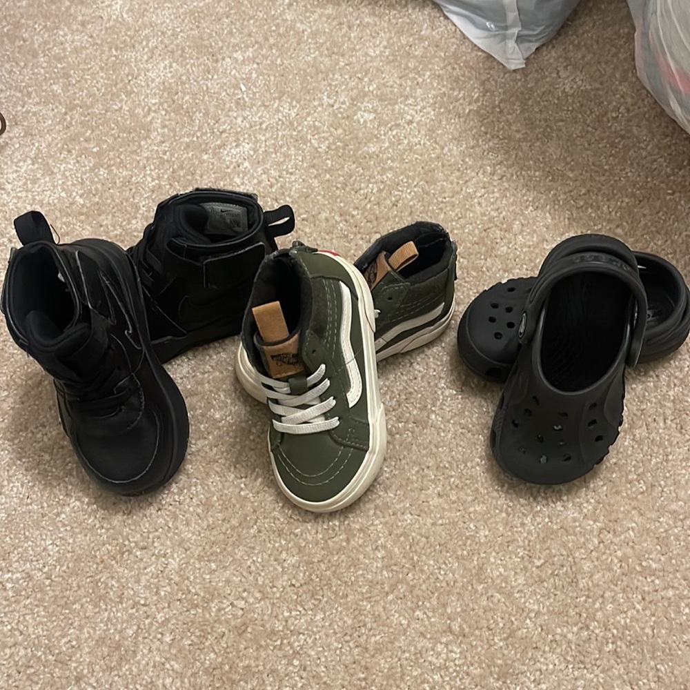 Nike vans  crocs